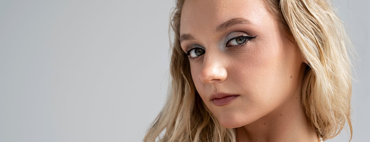 Ovo su novi makeup trendovi za jesen 2026. 