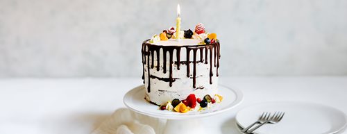 Recept za rođendansku tortu: mini čokoladna torta sa frostingom od limuna