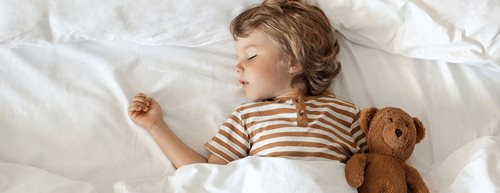 Koliko sna treba detetu? Sve o snu kod dece i beba
