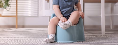 Proces navikavanja na nošu bez pritiska: kako vaše dete može opušteno da prestane da nosi pelene