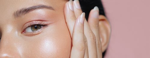 Frosted glam: kako da  hladnim pastelnim tonovima kreirate elegantan zimski look